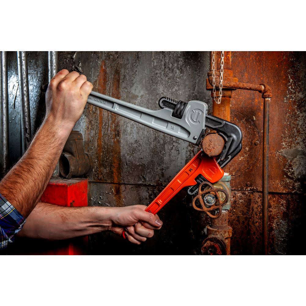 18x22 Aluminum Jaw Pipe Wrench B571