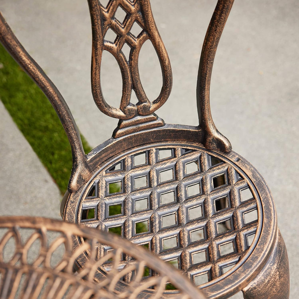 3PC Cast Aluminum Bistro Table and Chair Set C8259