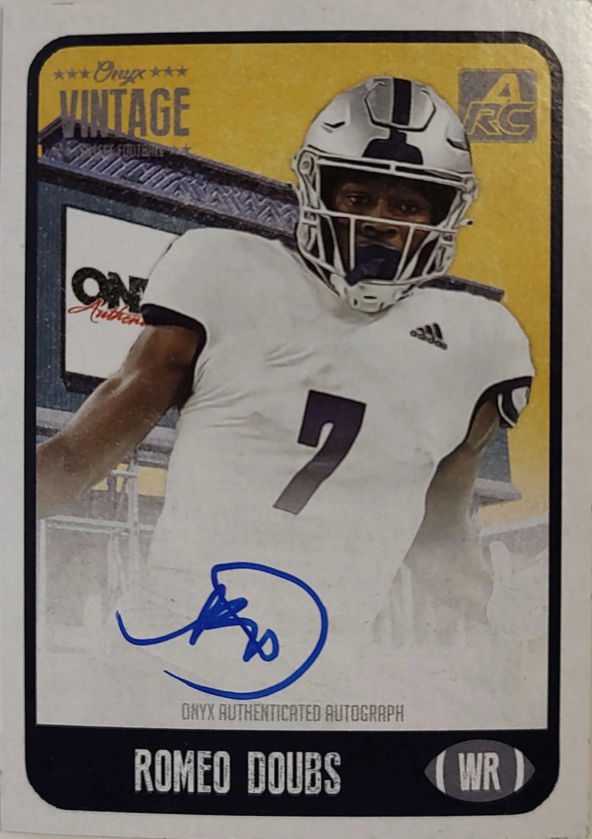 Onyx Vintage Football Romeo Doubs Blue Ink /400 Trading Card (Auto Rookie) H208447