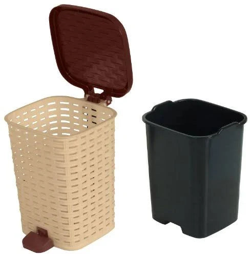 27 Qt Wicker Style Step-On Trash Can G955