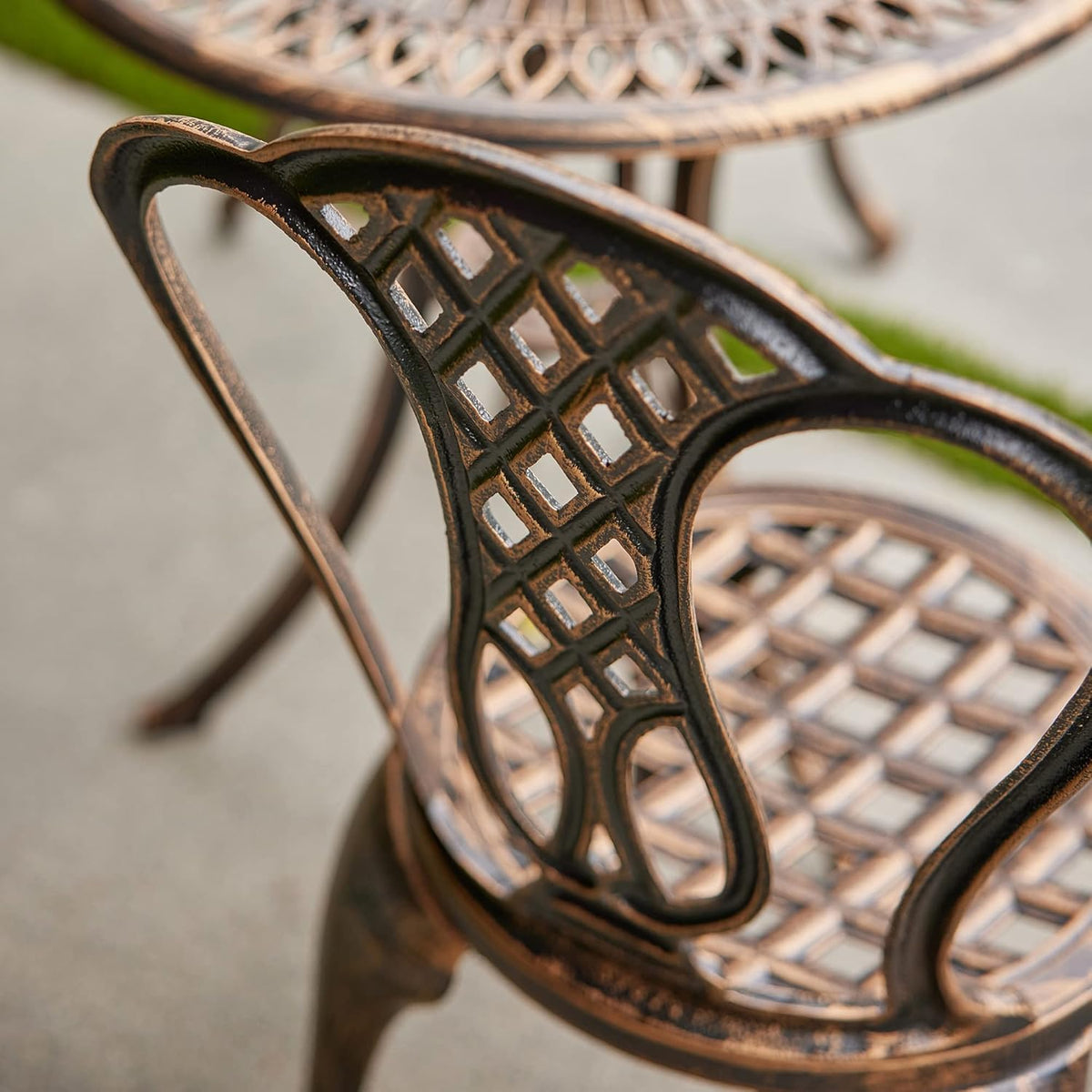 3PC Cast Aluminum Bistro Table and Chair Set C8259