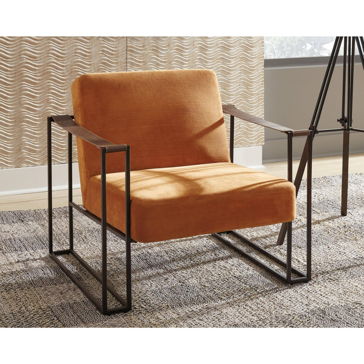 Accent Chair V231