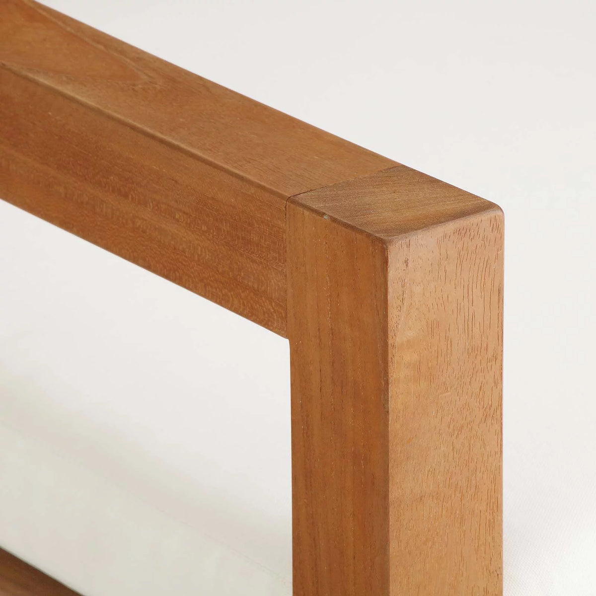 Natural White Wood Armchair Q433