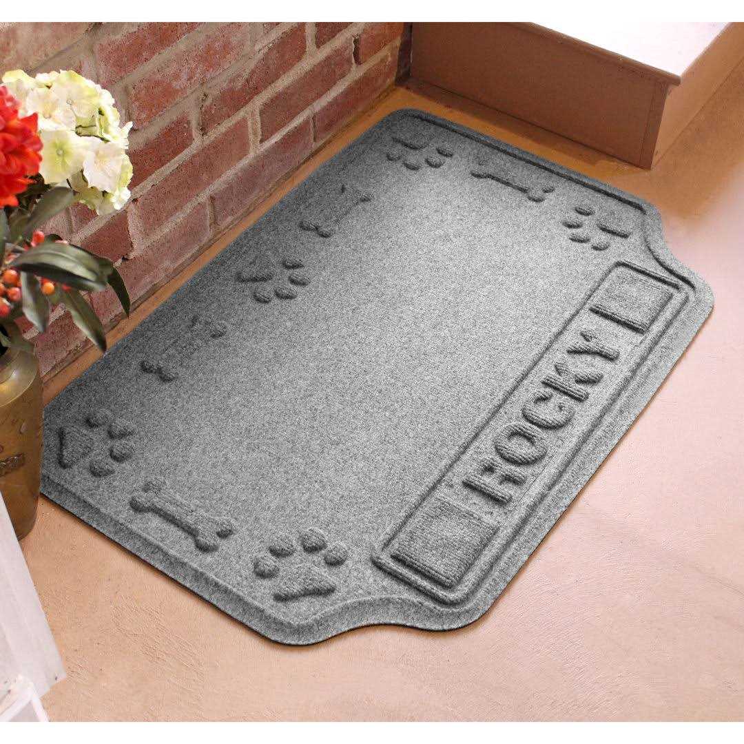 Dog Bone Dinner Mat P406573